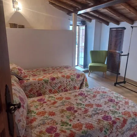 Holiday home El Patio De Tinajas Sotillo de la Adrada