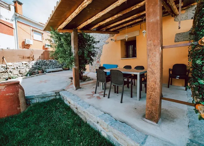 El Patio De Tinajas *