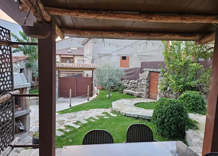 El Patio De Tinajas *